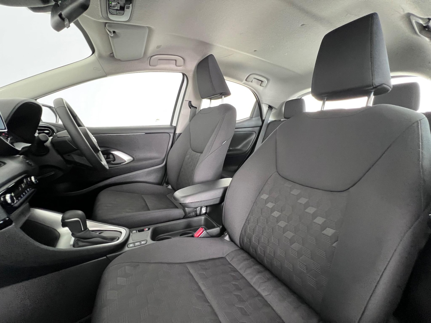 Used Mazda Mazda2 HYBRID 2024 for sale - 76468740: Photo 15