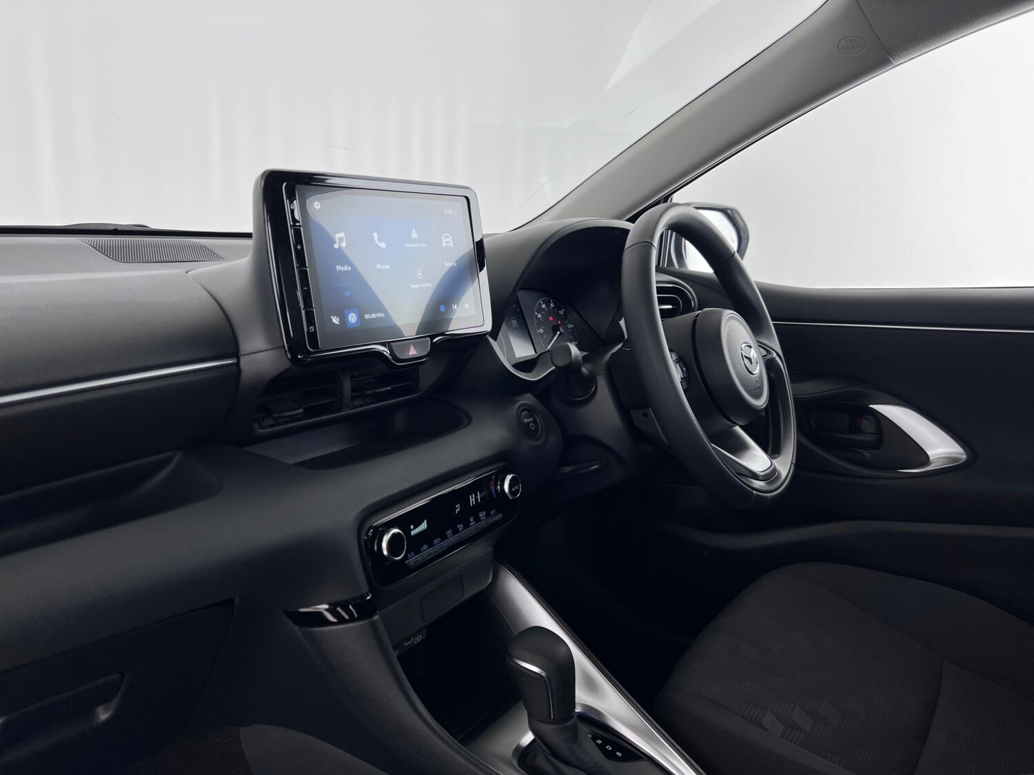 Used Mazda Mazda2 HYBRID 2024 for sale - 76468740: Photo 19