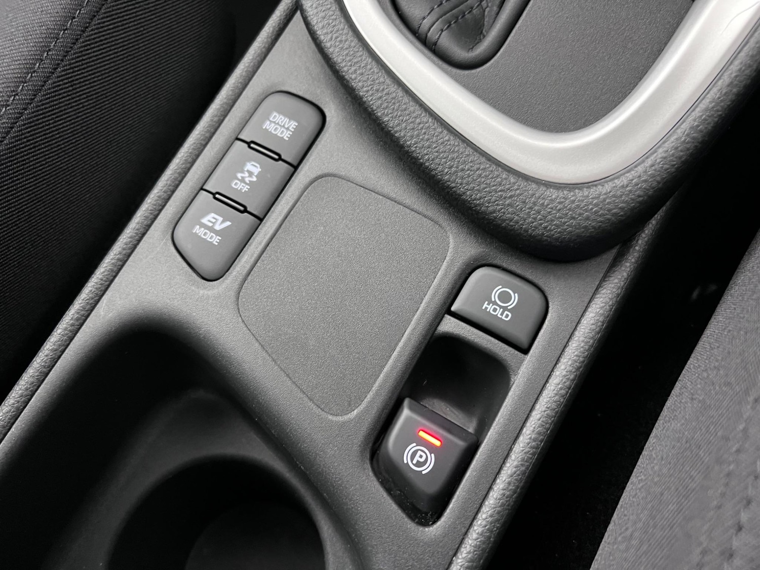 Used Mazda Mazda2 HYBRID 2024 for sale - 76468740: Photo 35