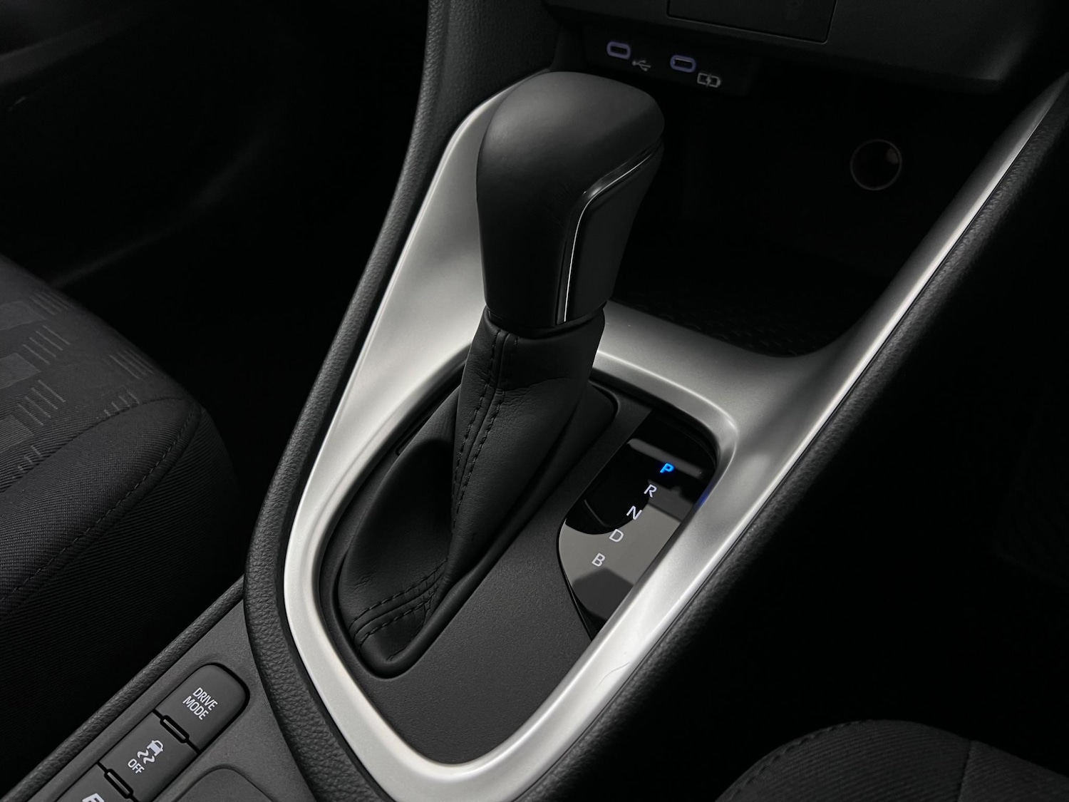 Used Mazda Mazda2 HYBRID 2024 for sale - 76468740: Photo 36