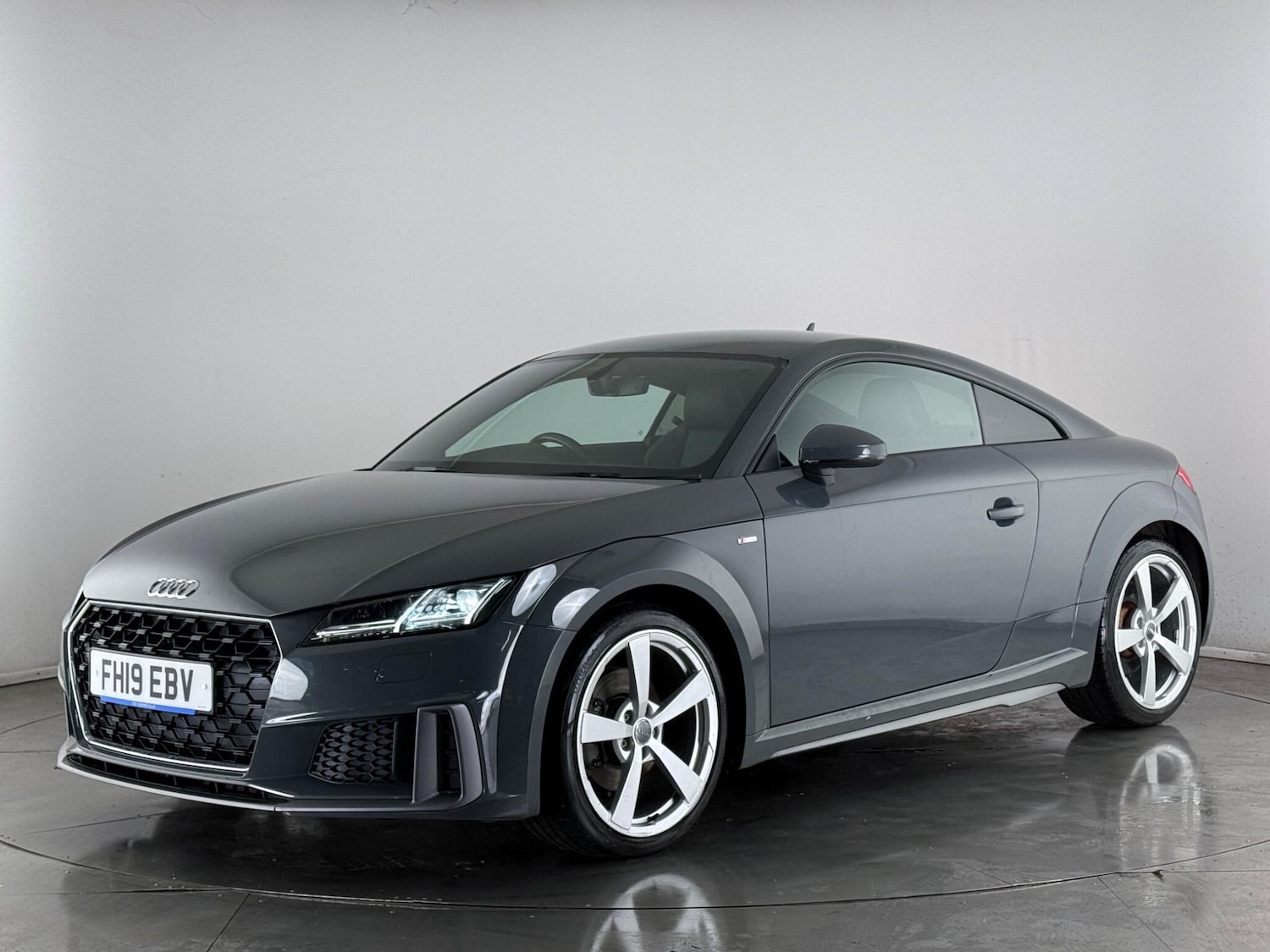 Used Audi TT 2019 for sale - 77617570: Photo 2