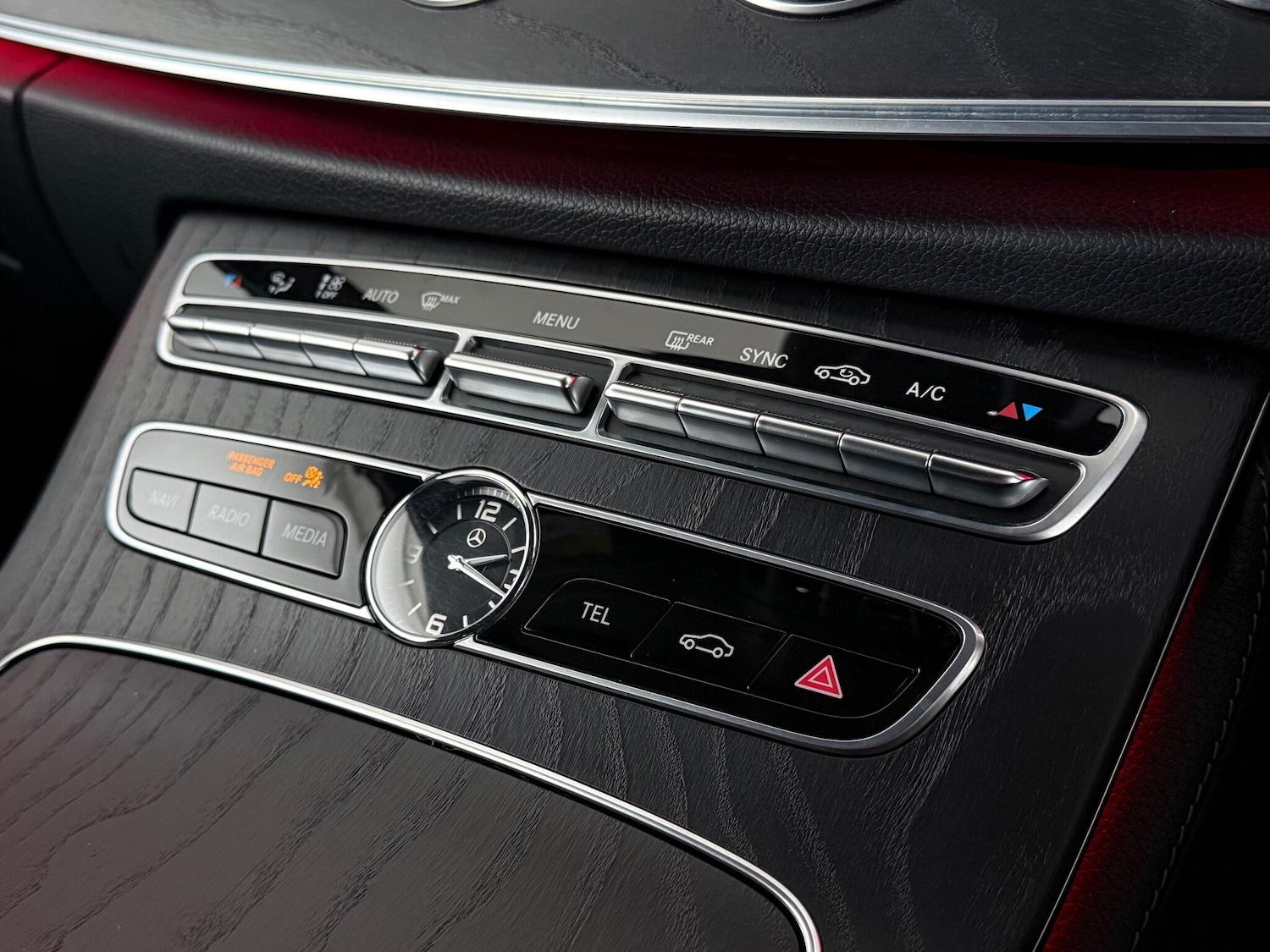 Used Mercedes-Benz E Class 2018 for sale - 76468728: Photo 39