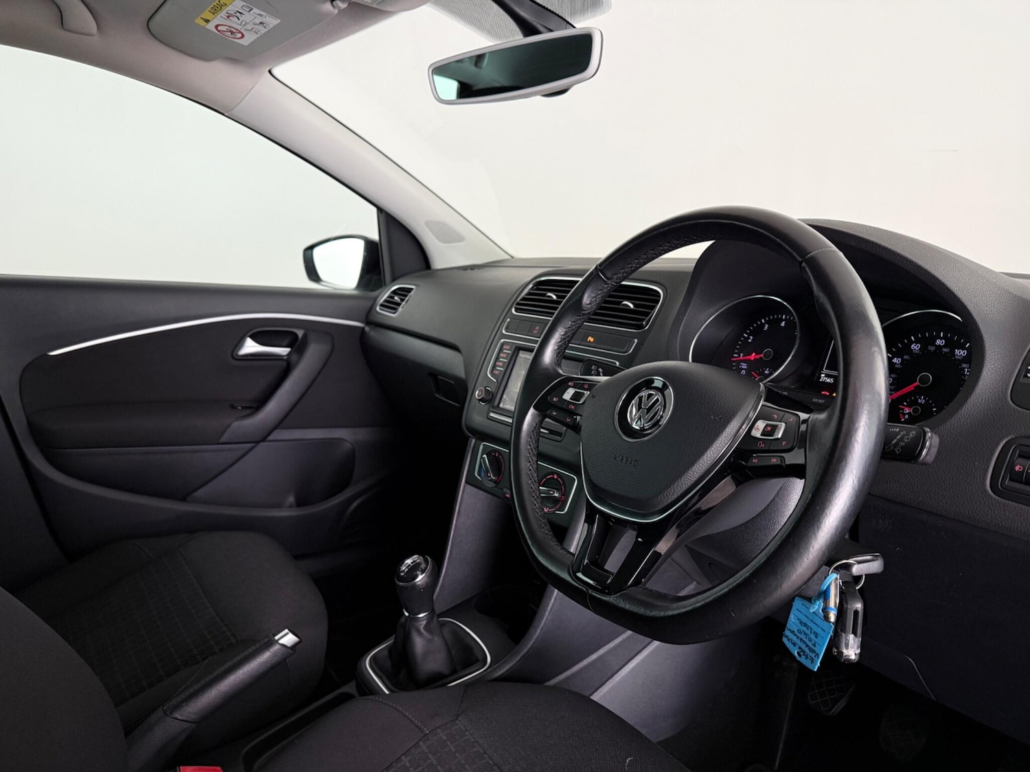 Used Volkswagen Polo 2016 for sale - 77684432: Photo 11