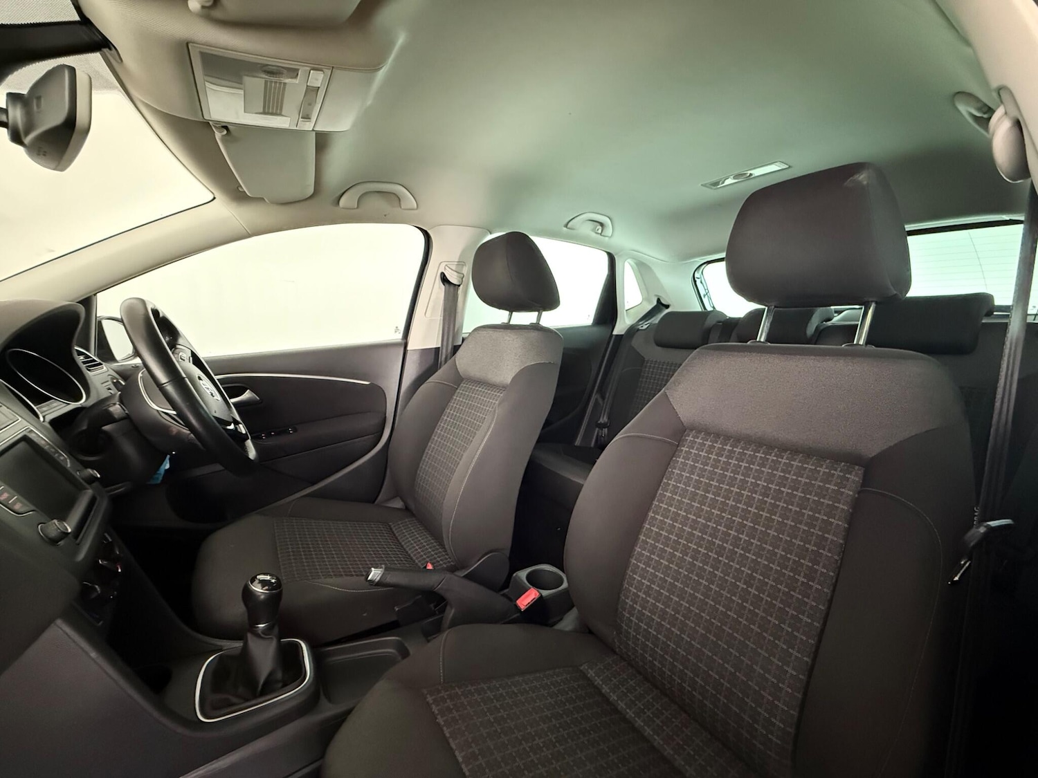 Used Volkswagen Polo 2016 for sale - 77684432: Photo 14