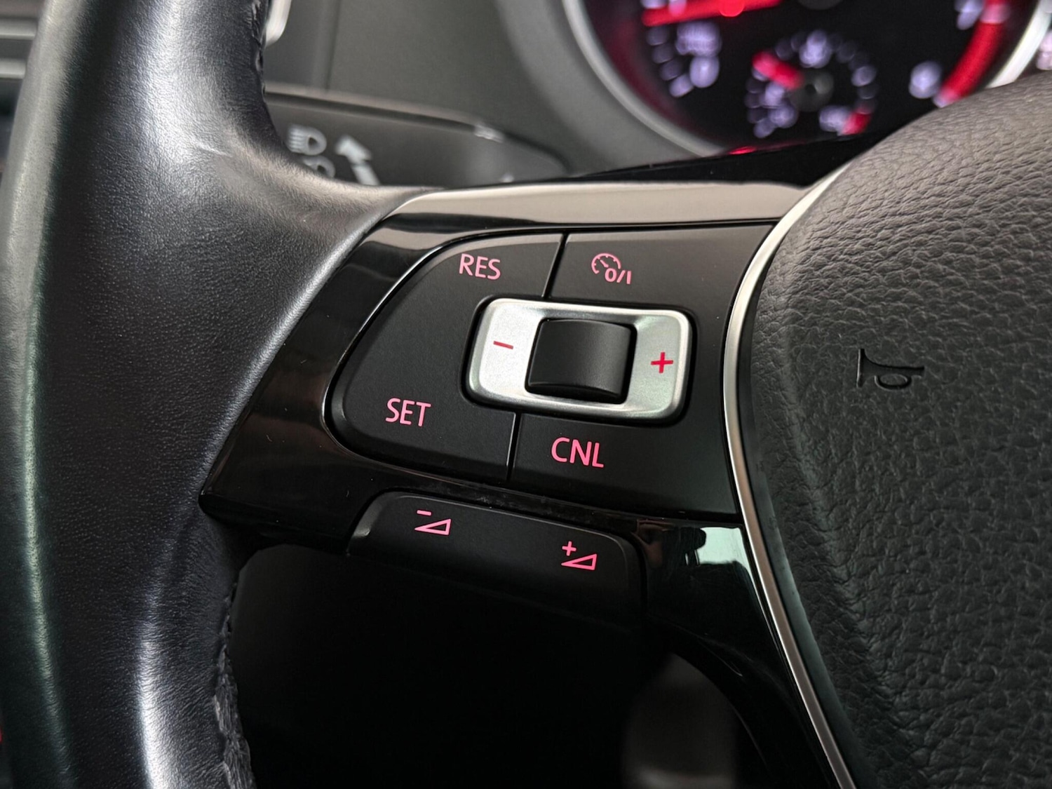 Used Volkswagen Polo 2016 for sale - 77684432: Photo 18