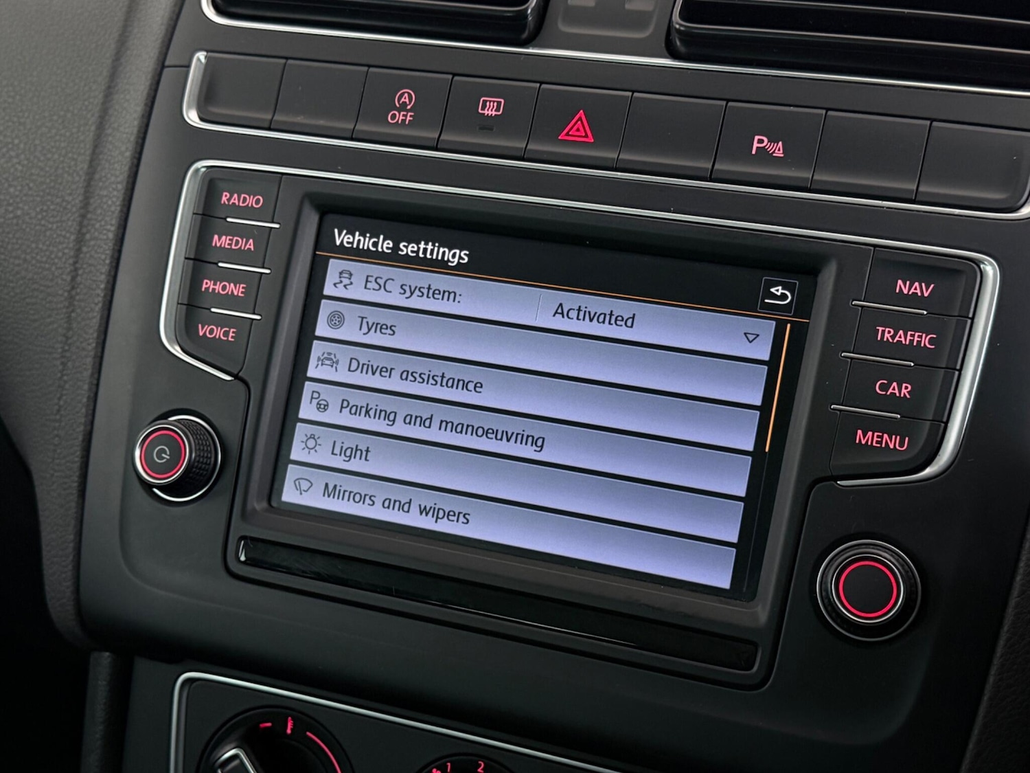 Used Volkswagen Polo 2016 for sale - 77684432: Photo 29