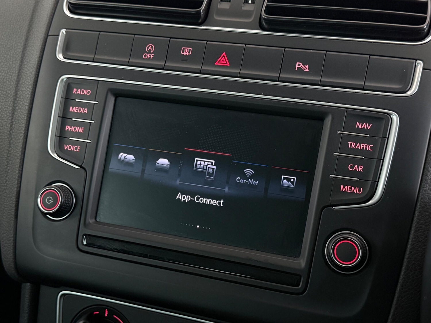 Used Volkswagen Polo 2016 for sale - 77684432: Photo 30