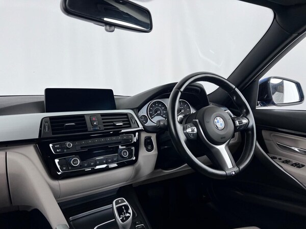 Used BMW 3 Series 2017 for sale - 74607424: Photo 28