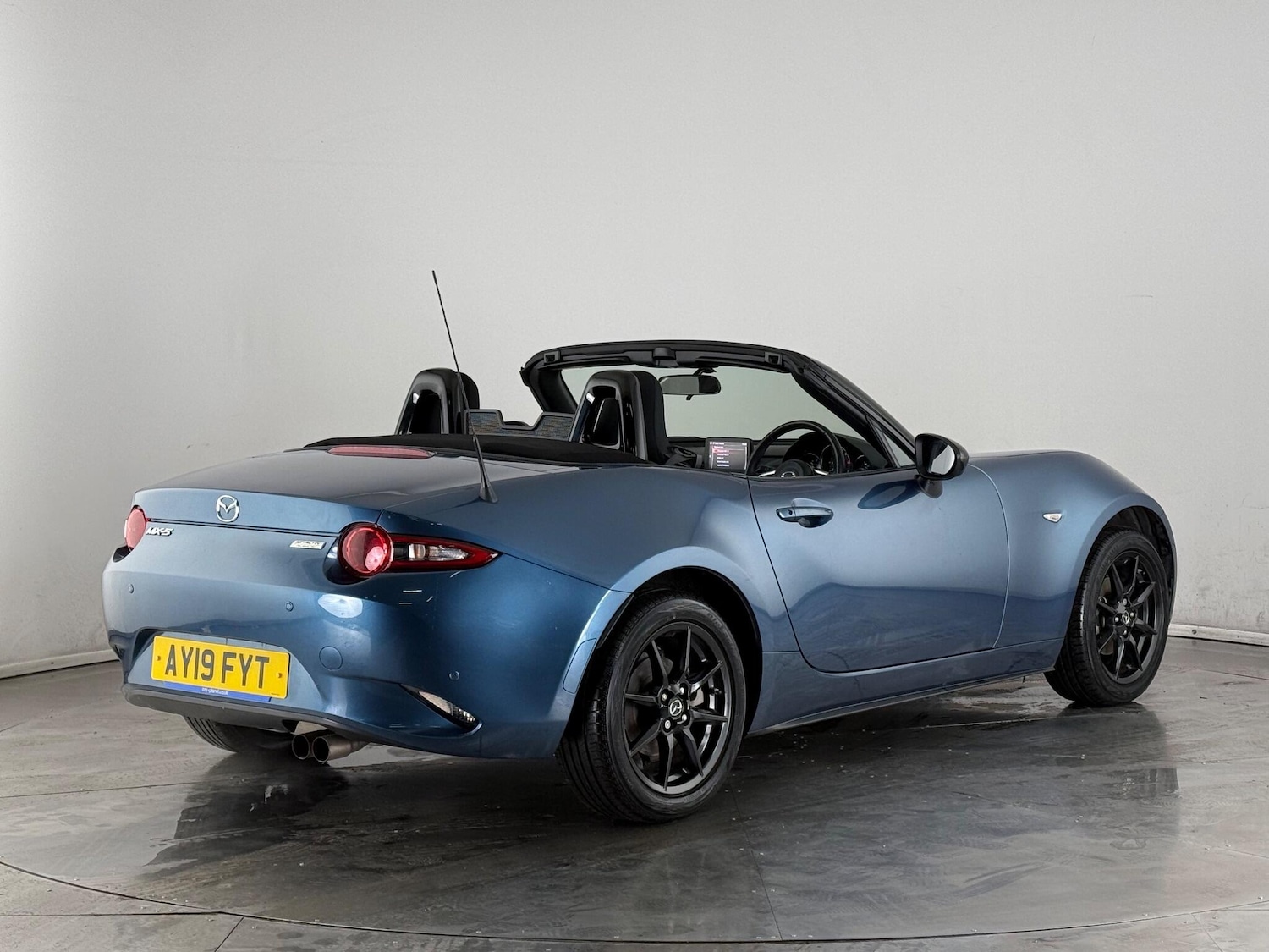 Used Mazda MX-5 2019 for sale - 77181087: Photo 3