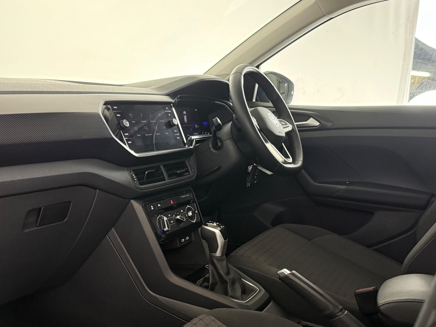 Used Volkswagen T-Cross 2022 for sale - 77268211: Photo 14