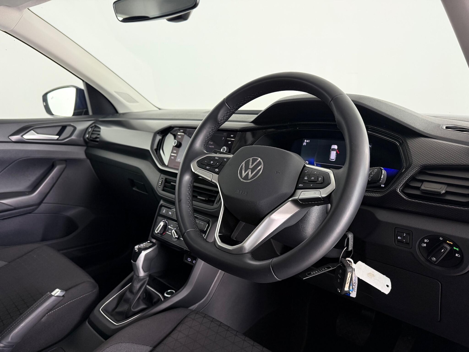 Used Volkswagen T-Cross 2022 for sale - 77268211: Photo 16