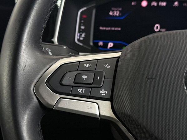 Used Volkswagen T-Roc 2024 for sale - 76014777: Photo 26