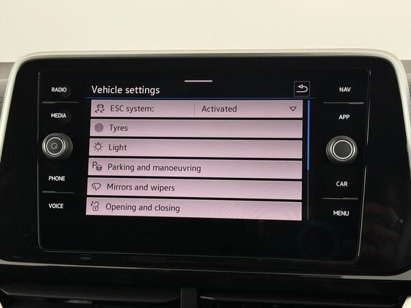 Used Volkswagen T-Roc 2024 for sale - 76014777: Photo 33