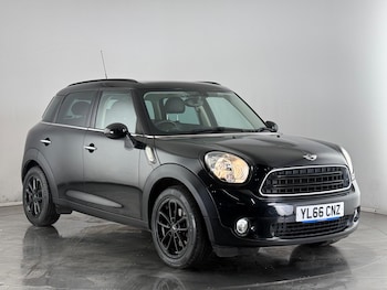 Used MINI Countryman 2016 for sale - 77260140: Photo