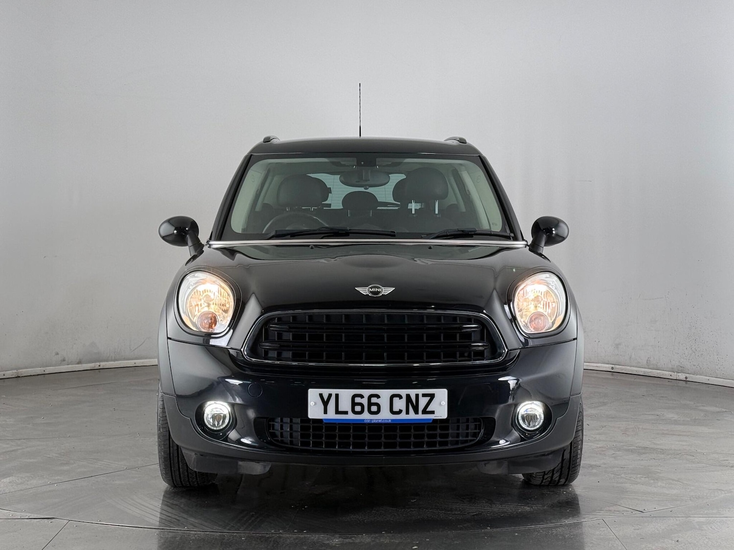 Used MINI Countryman 2016 for sale - 77260140: Photo 2
