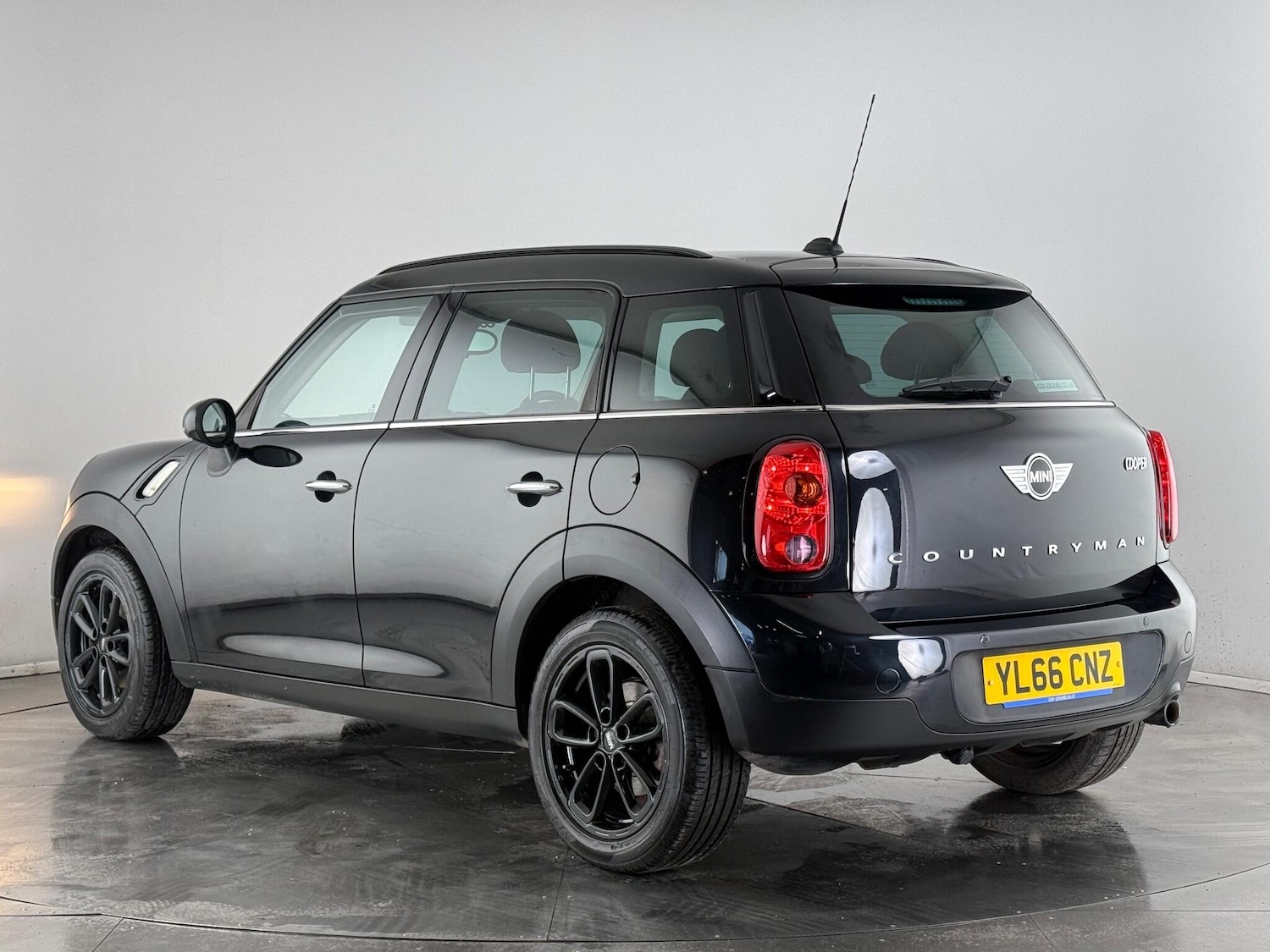Used MINI Countryman 2016 for sale - 77260140: Photo 4