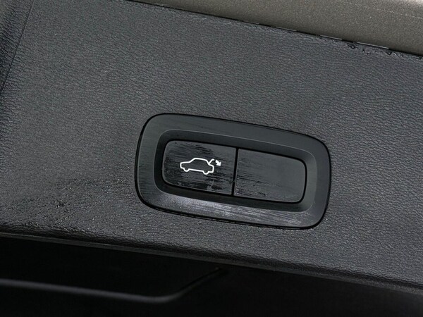 Used Volvo XC40 2022 for sale - 76223698: Photo 14