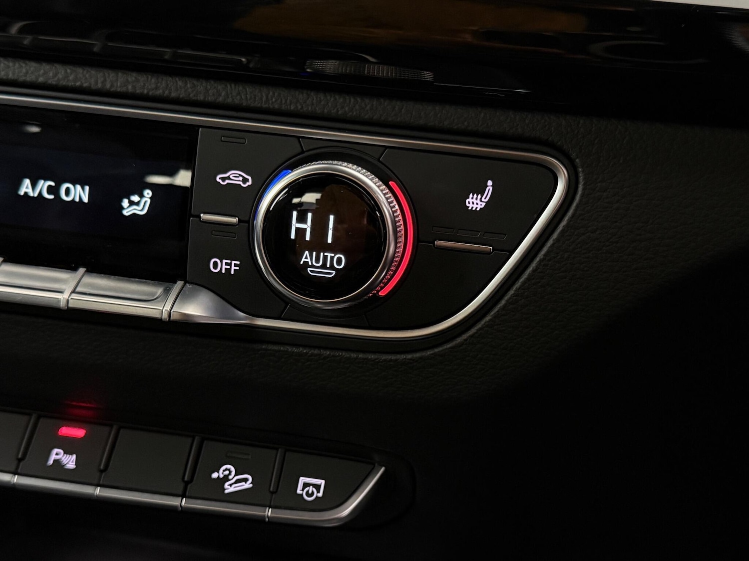 Used Audi Q5 2019 for sale - 76850236: Photo 47