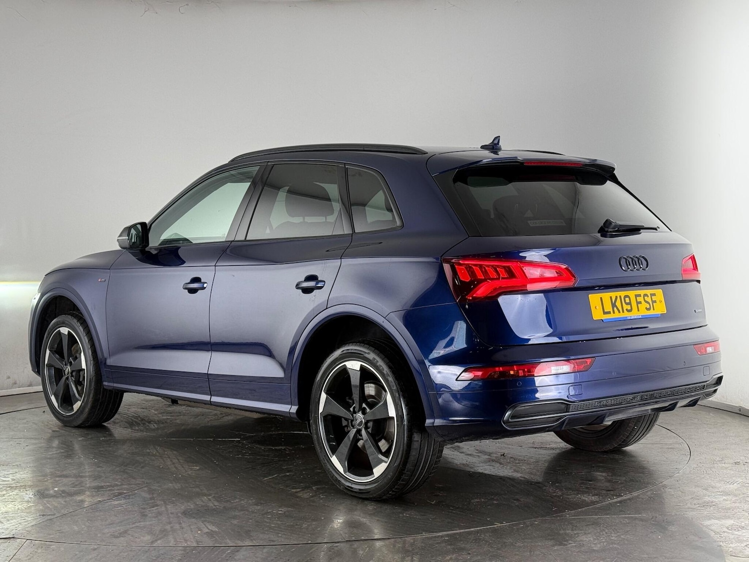 Used Audi Q5 2019 for sale - 76850236: Photo 5