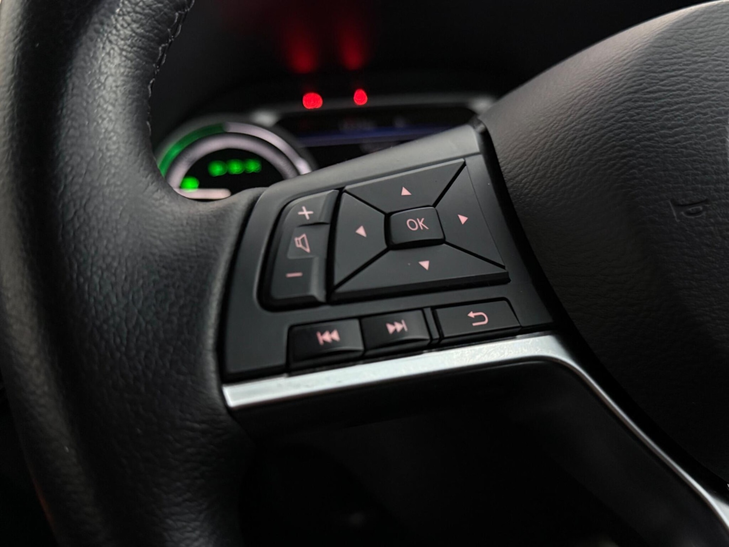 Used Nissan Juke 2023 for sale - 78163057: Photo 16