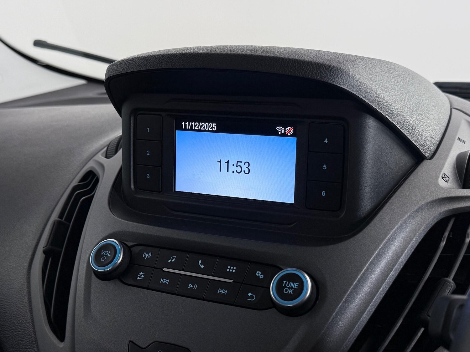 Used Ford Transit Courier 2020 for sale - 76935801: Photo 30