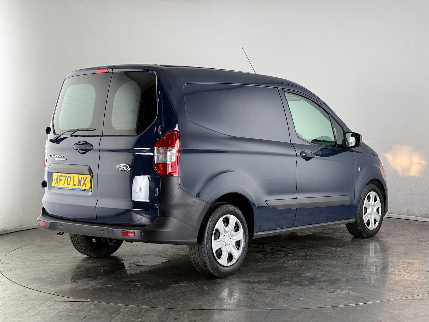 Used Ford Transit Courier 2020 for sale - 76935801: Photo 5