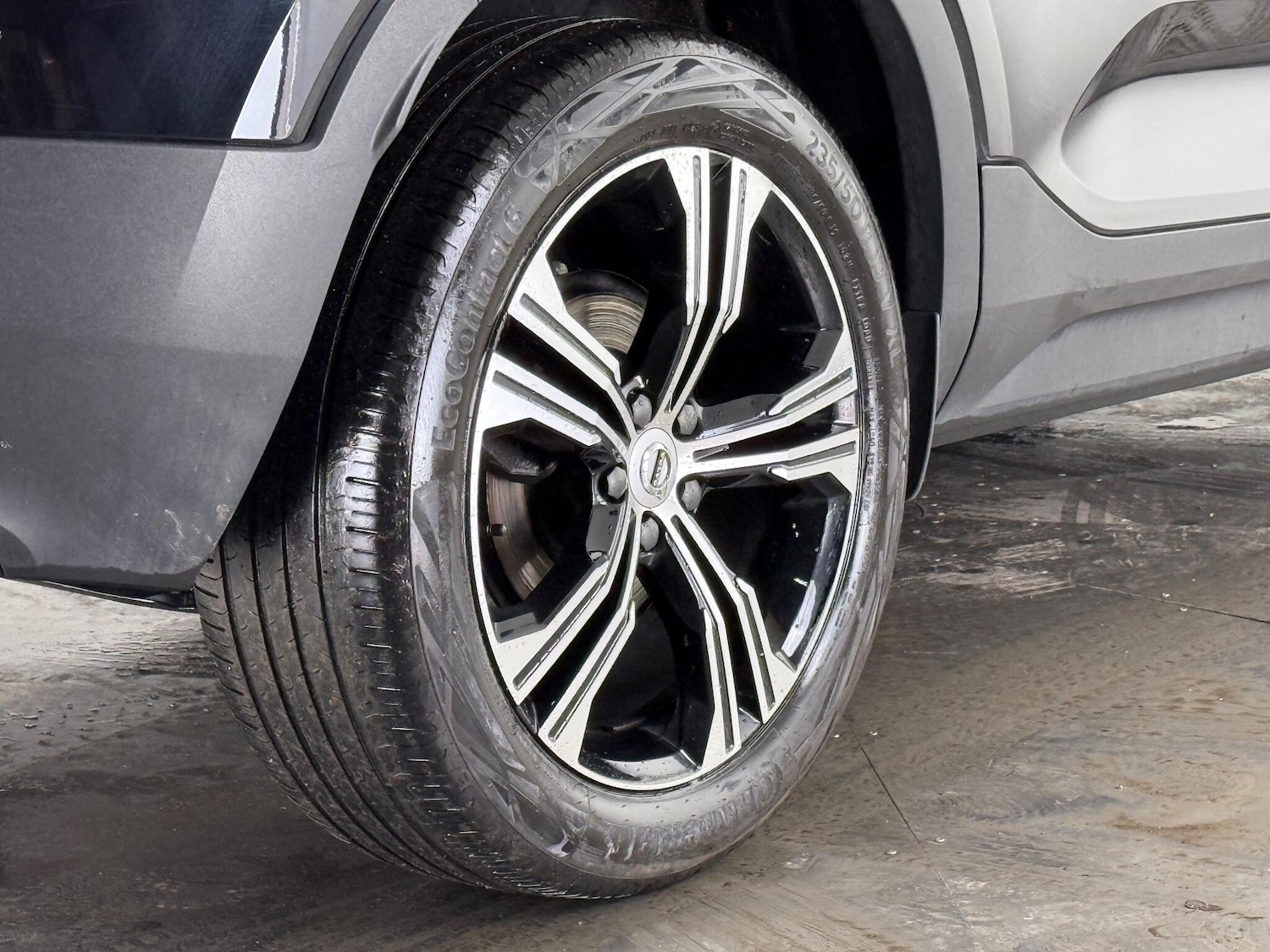 Used Volvo XC40 for sale - 76997840: Photo 10