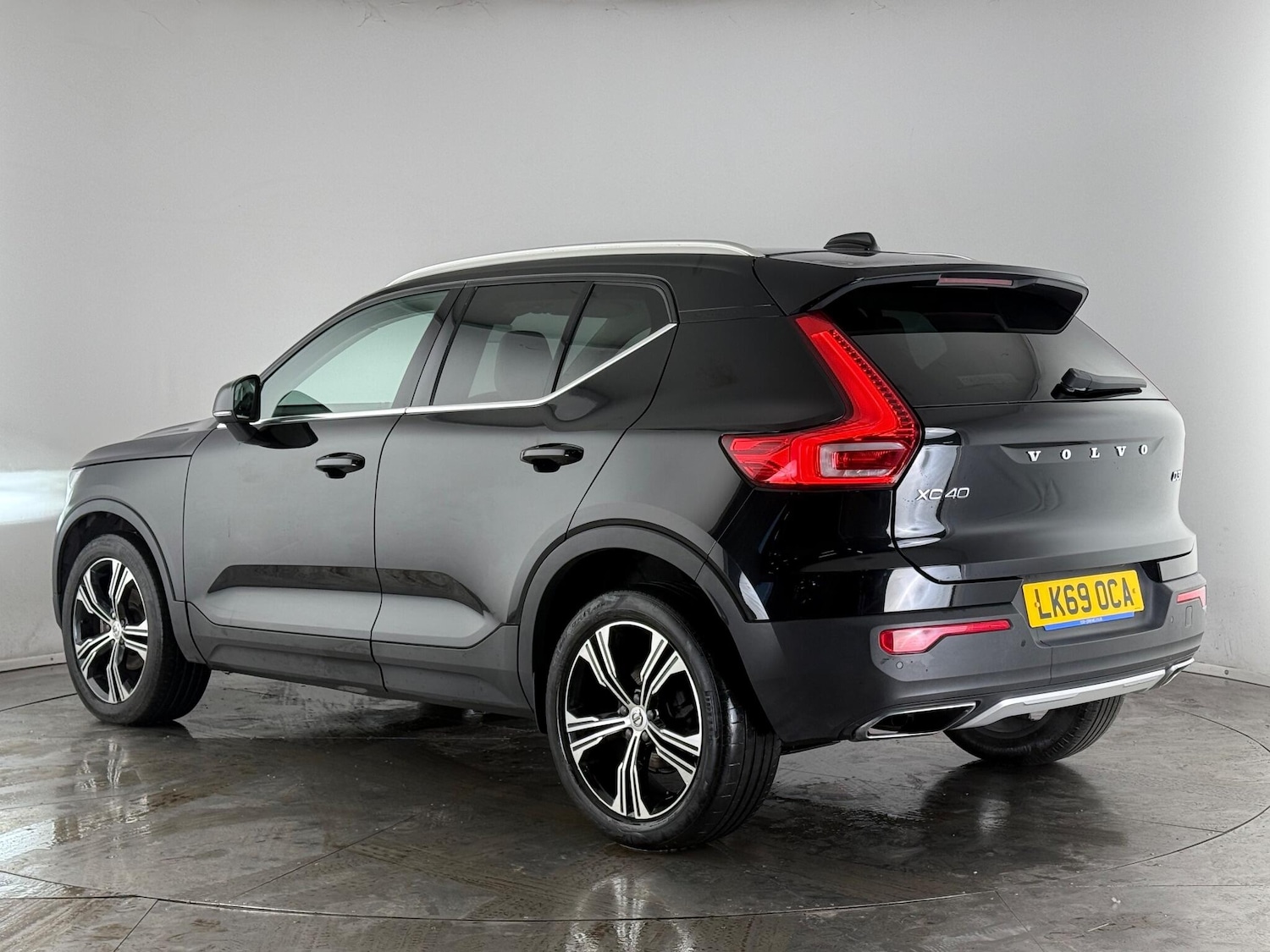 Used Volvo XC40 for sale - 76997840: Photo 5