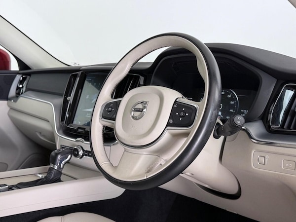 Used Volvo XC60 2018 for sale - 75758486: Photo 24