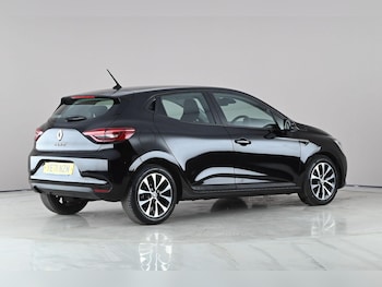 Used Renault Clio 2021 for sale - 77940843: Photo
