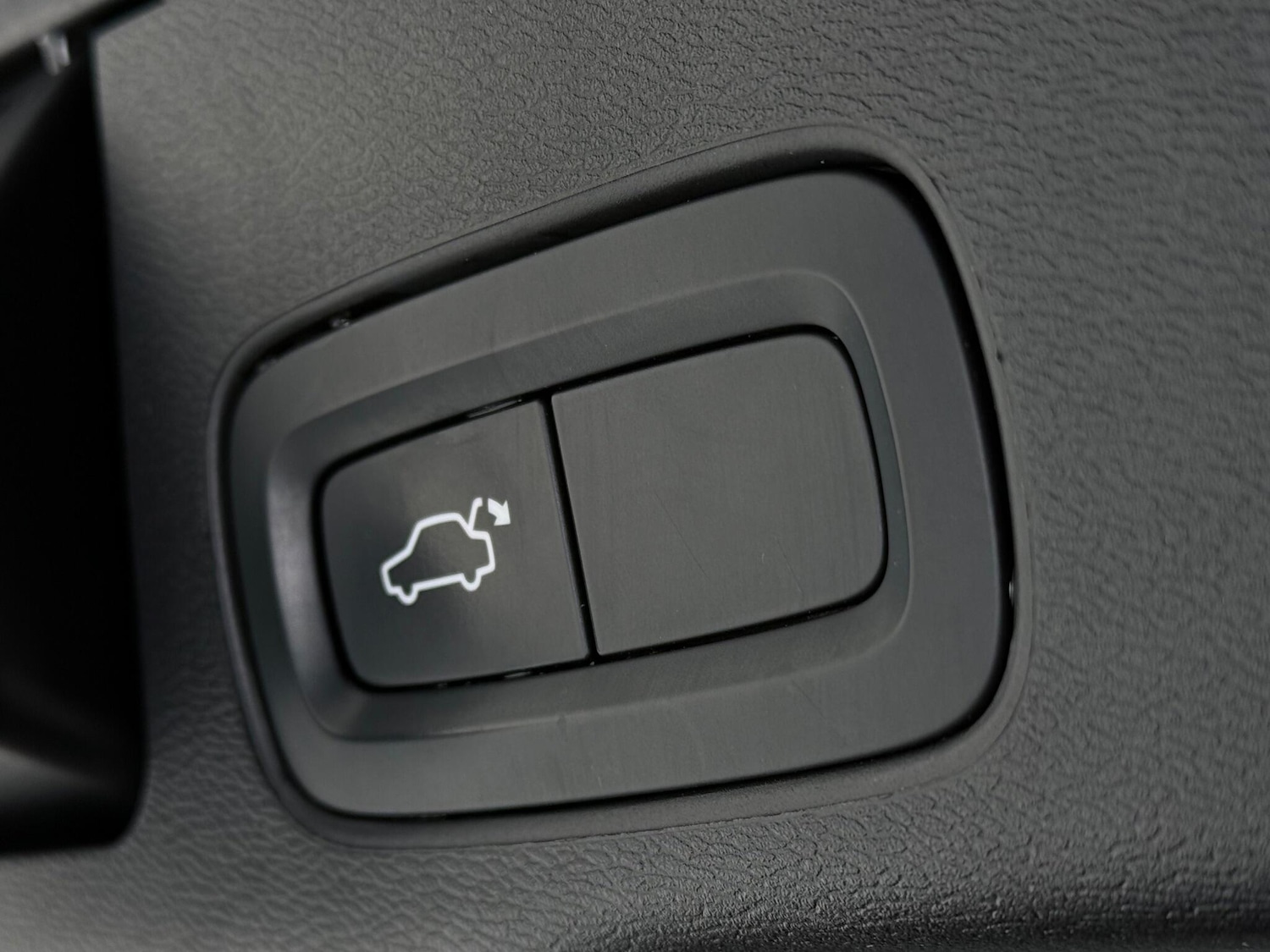 Used Volvo XC60 2021 for sale - 77222302: Photo 12