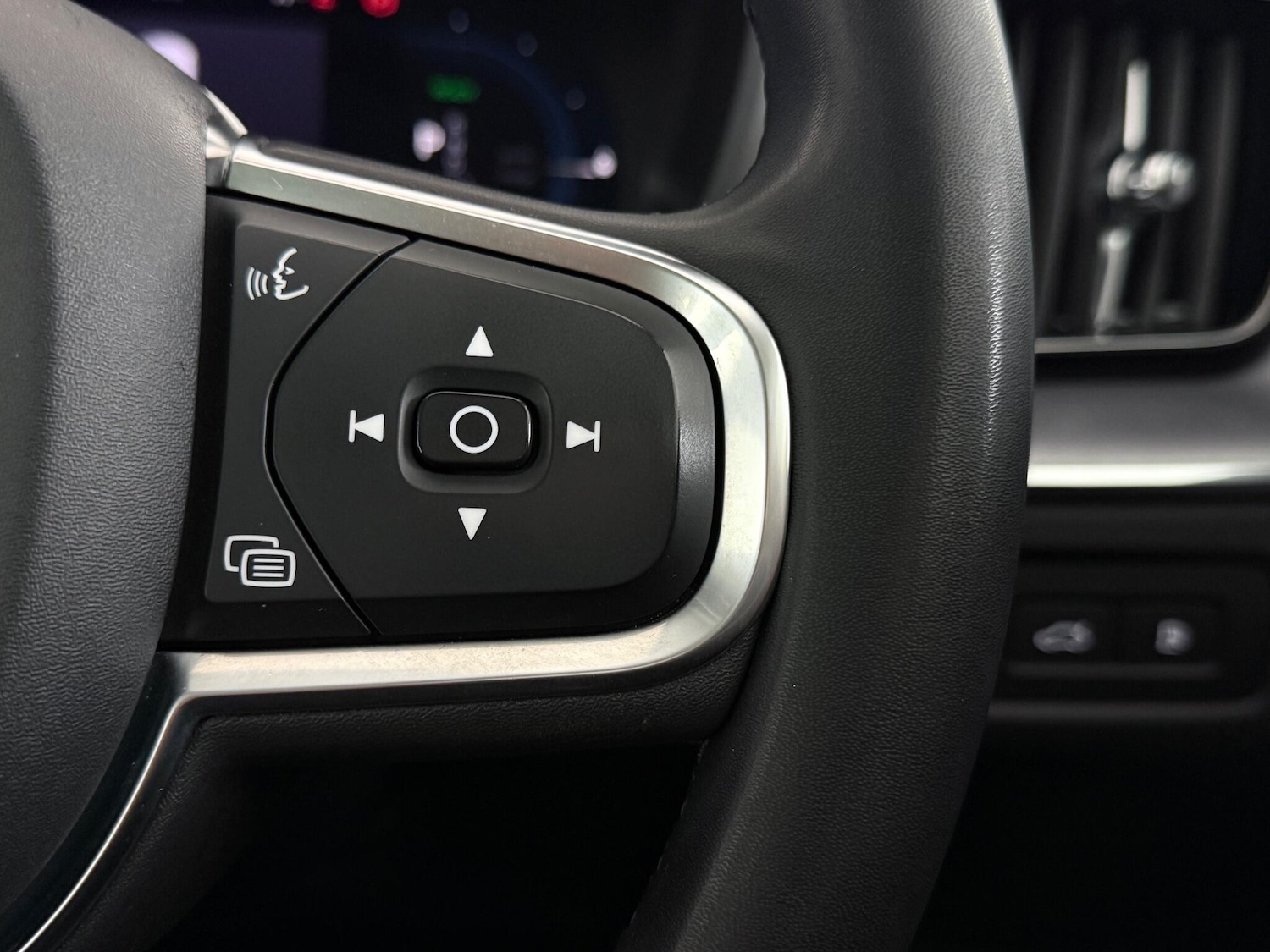 Used Volvo XC60 2021 for sale - 77222302: Photo 23