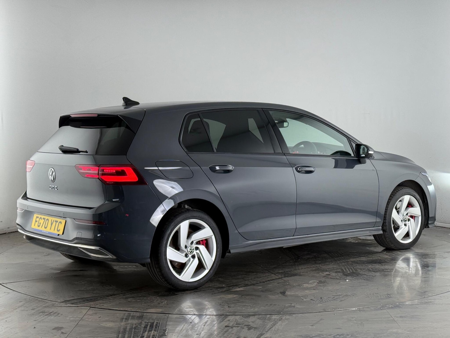 Used Volkswagen Golf 2020 for sale - 77181172: Photo 3