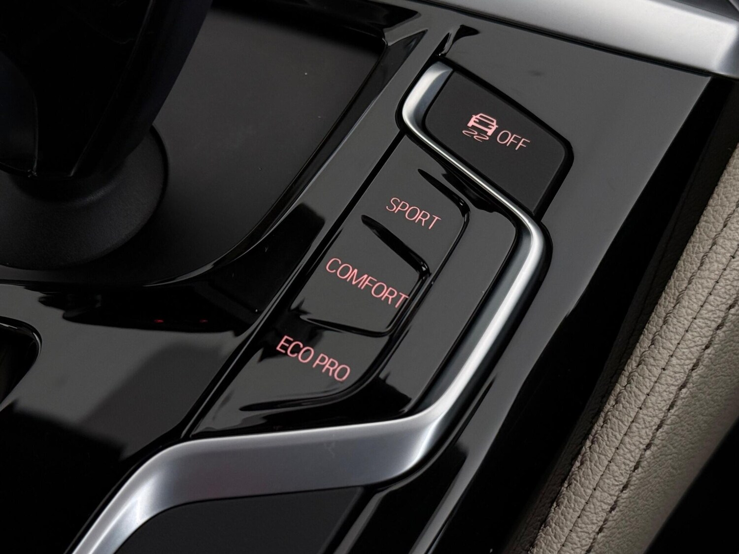 Used BMW 5 Series 2017 for sale - 77502443: Photo 32