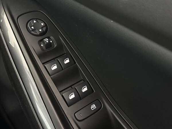 Used Vauxhall Grandland X 2019 for sale - 75227106: Photo 29