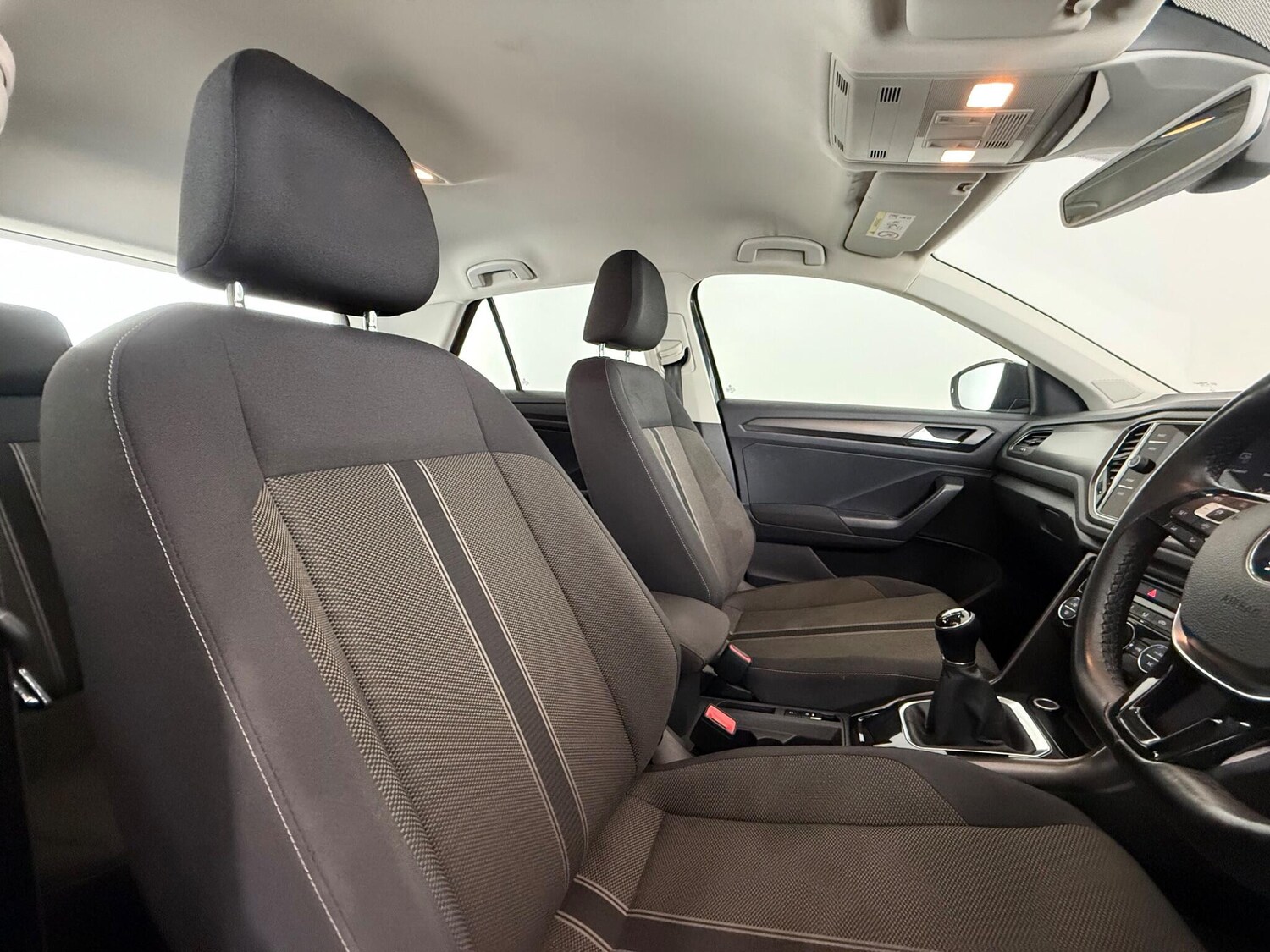 Used Volkswagen T-Roc 2018 for sale - 77525191: Photo 10