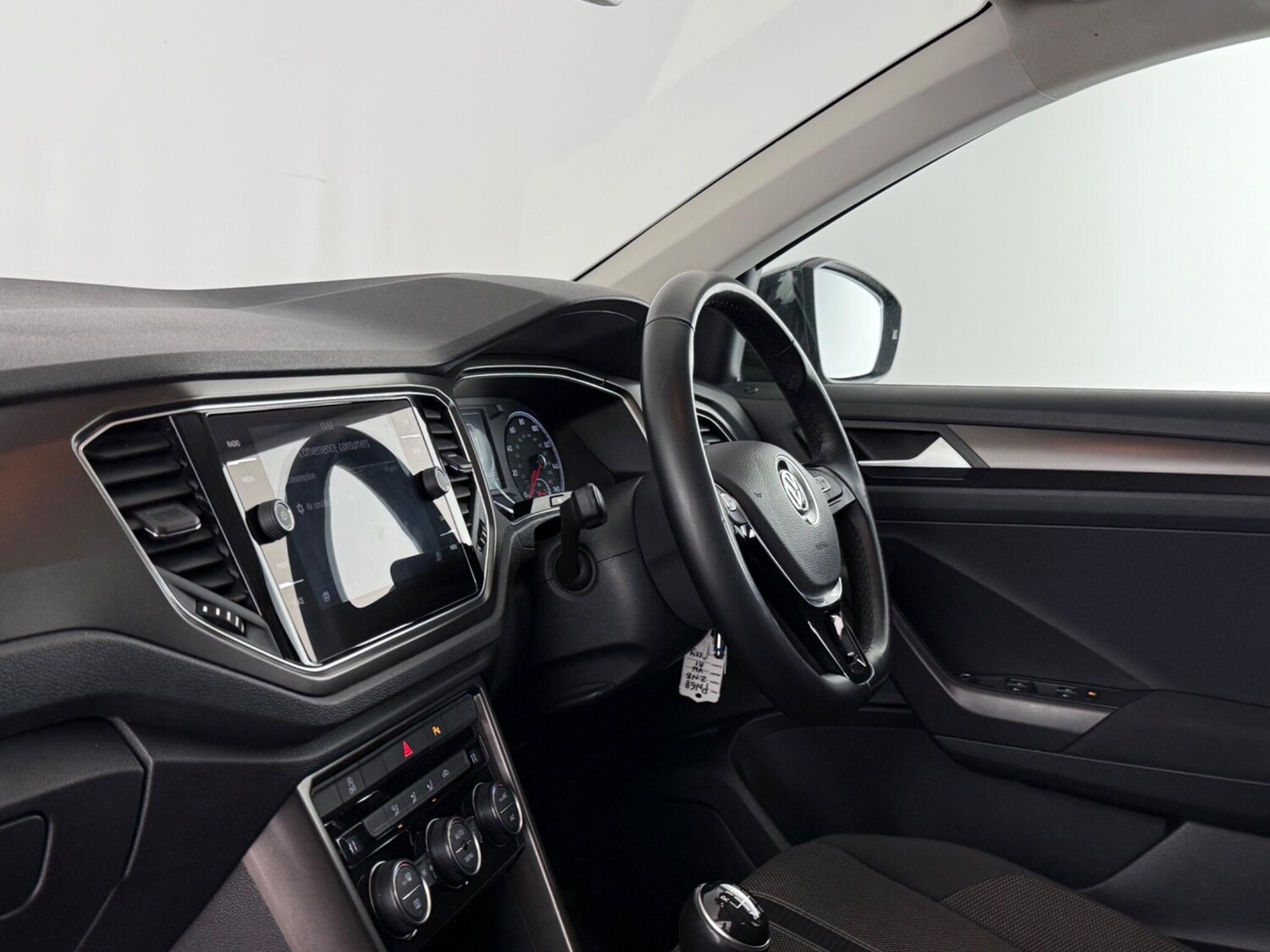 Used Volkswagen T-Roc 2018 for sale - 77525191: Photo 11