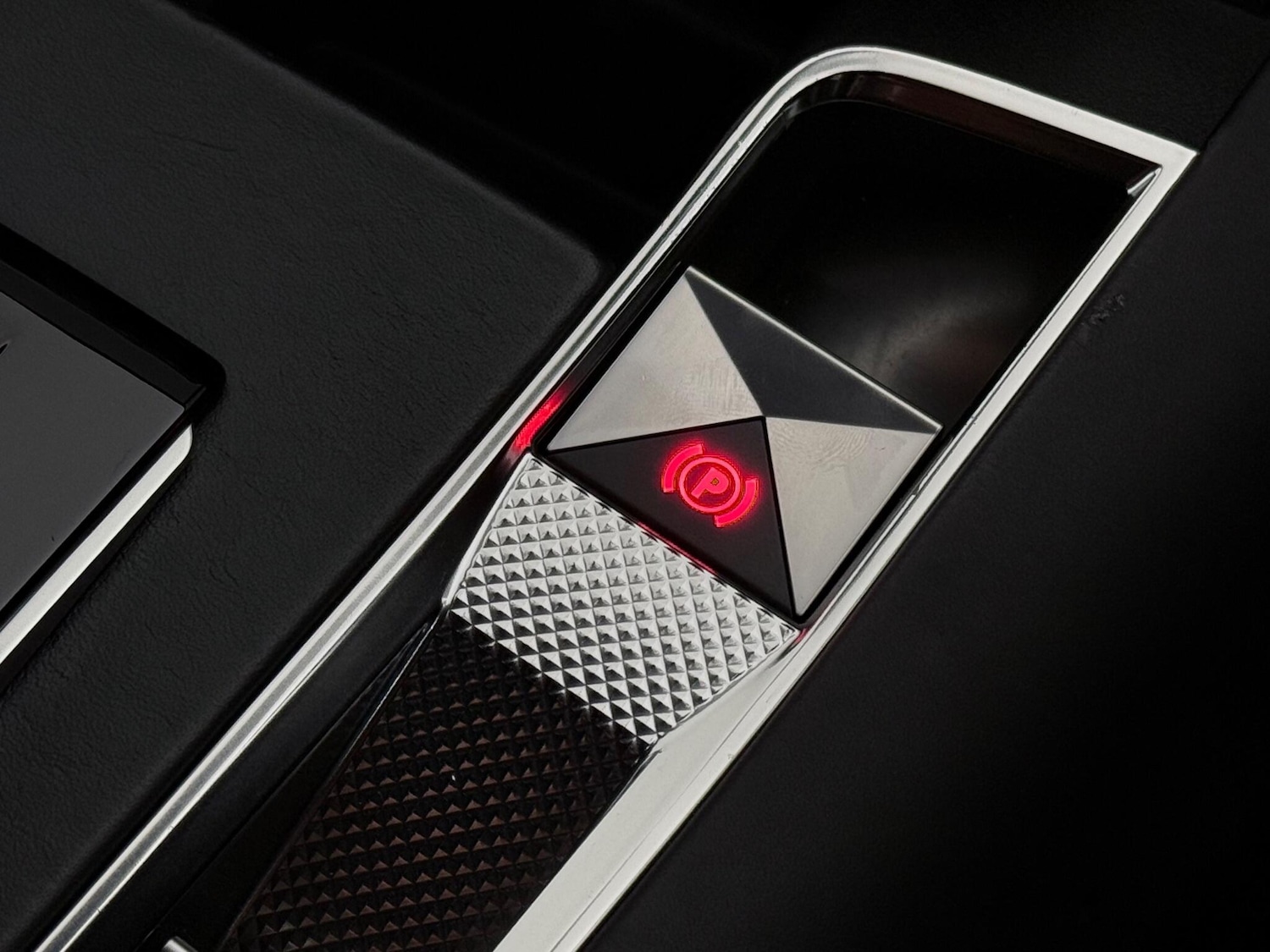 Used DS Automobiles DS 7 Crossback 2023 for sale - 77130907: Photo 45