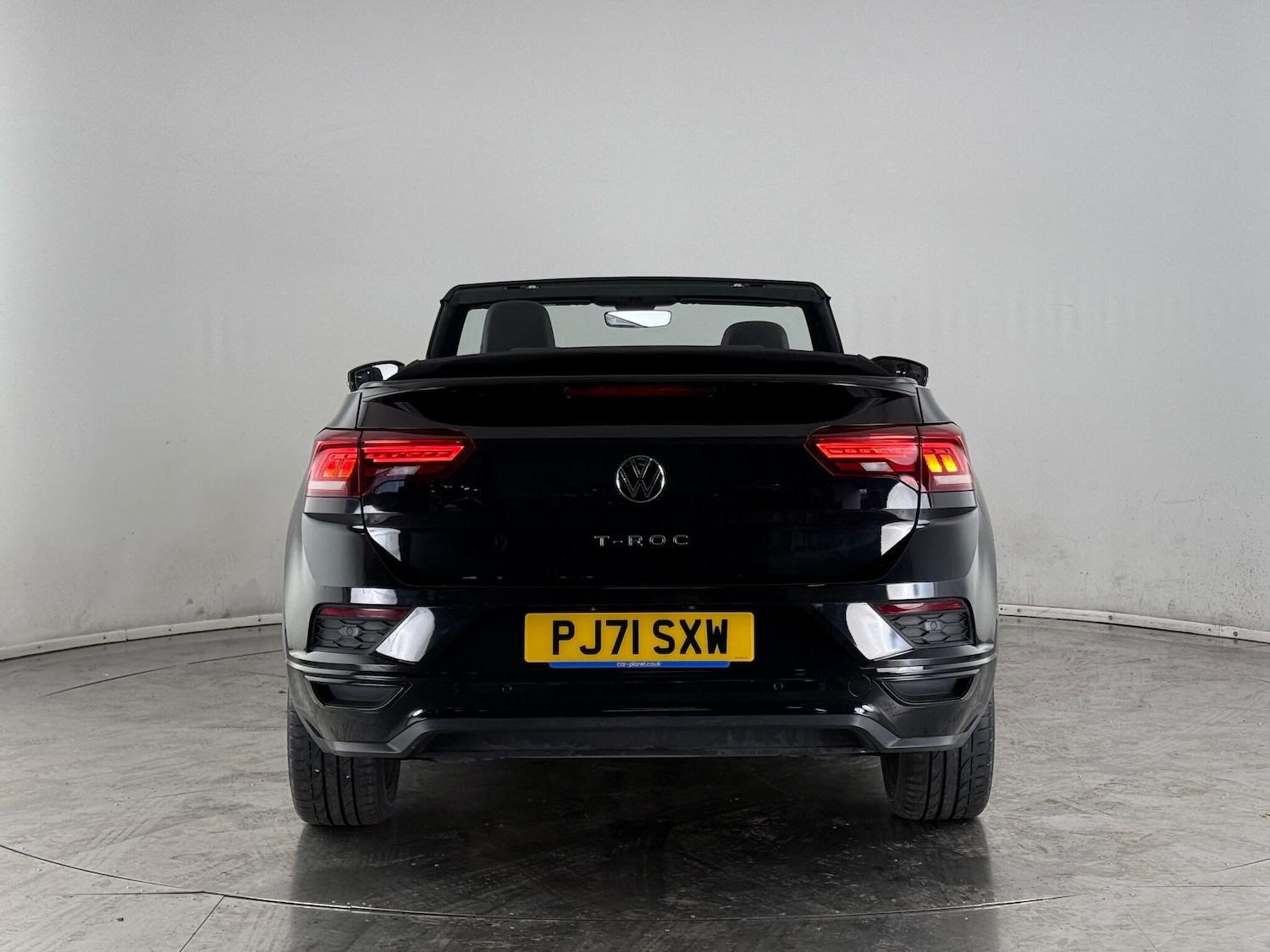 Used Volkswagen T-Roc 2021 for sale - 76468601: Photo 9