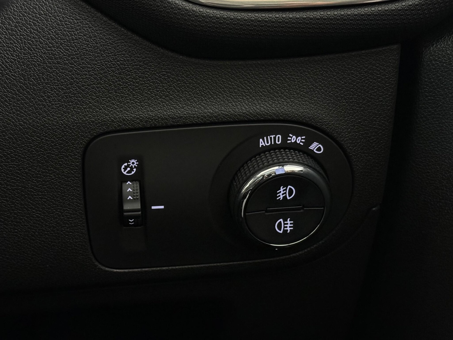 Used Vauxhall Crossland 2022 for sale - 76468508: Photo 36