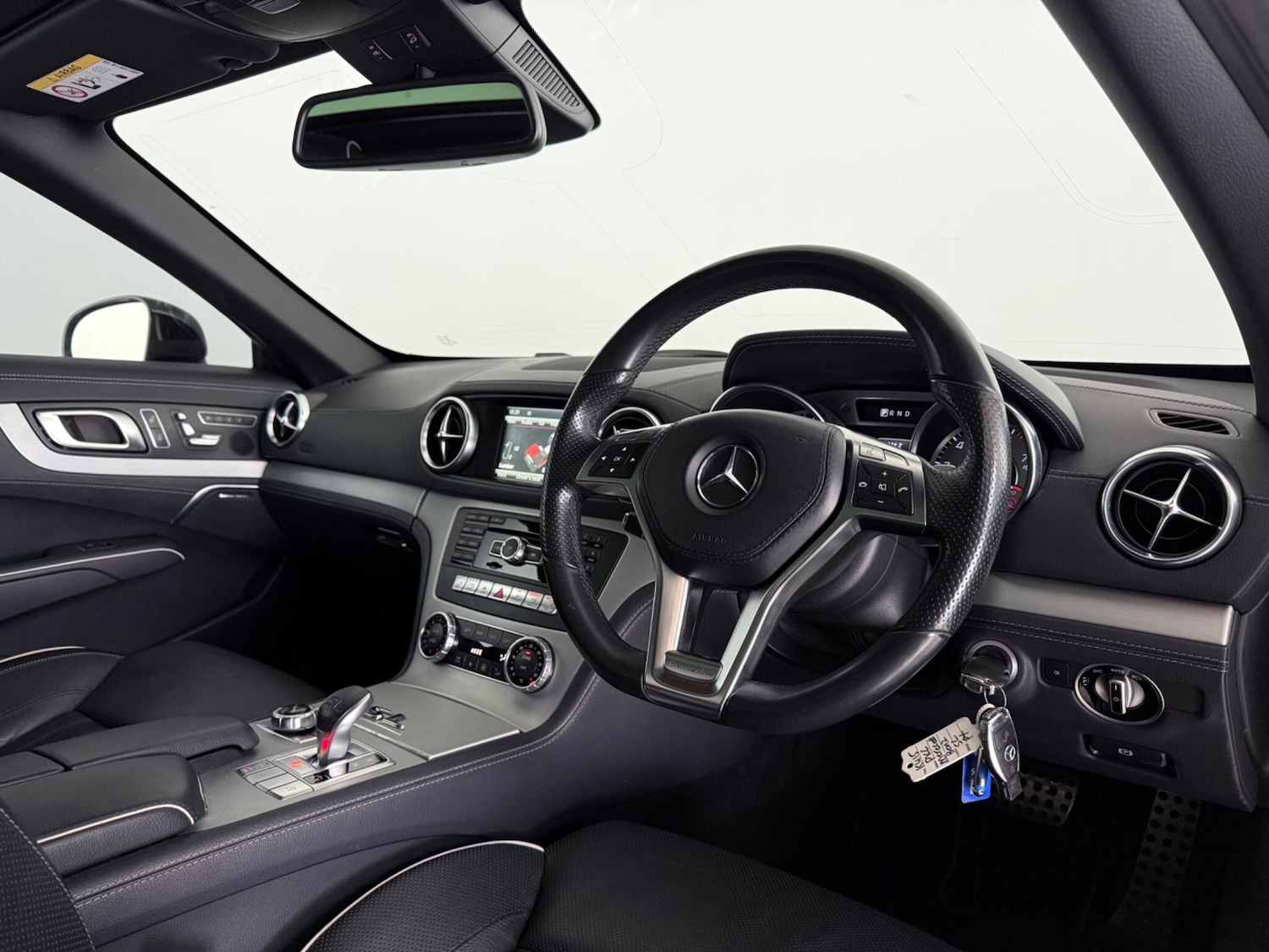 Used Mercedes-Benz SL 2015 for sale - 77684481: Photo 23