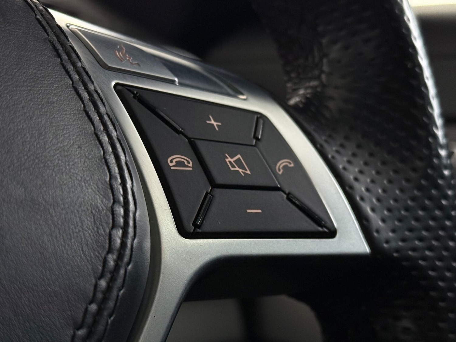 Used Mercedes-Benz SL 2015 for sale - 77684481: Photo 25