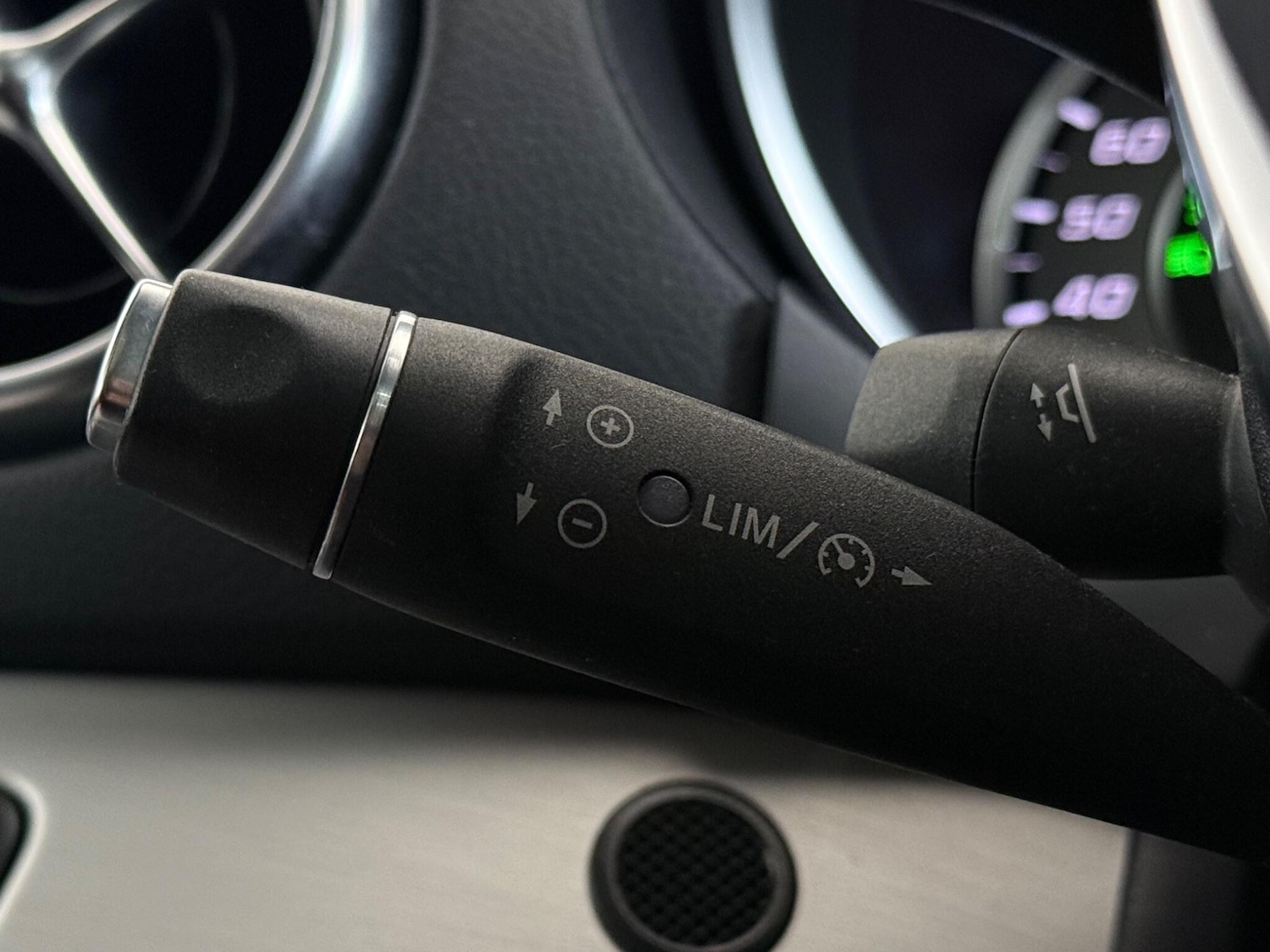 Used Mercedes-Benz SL 2015 for sale - 77684481: Photo 26