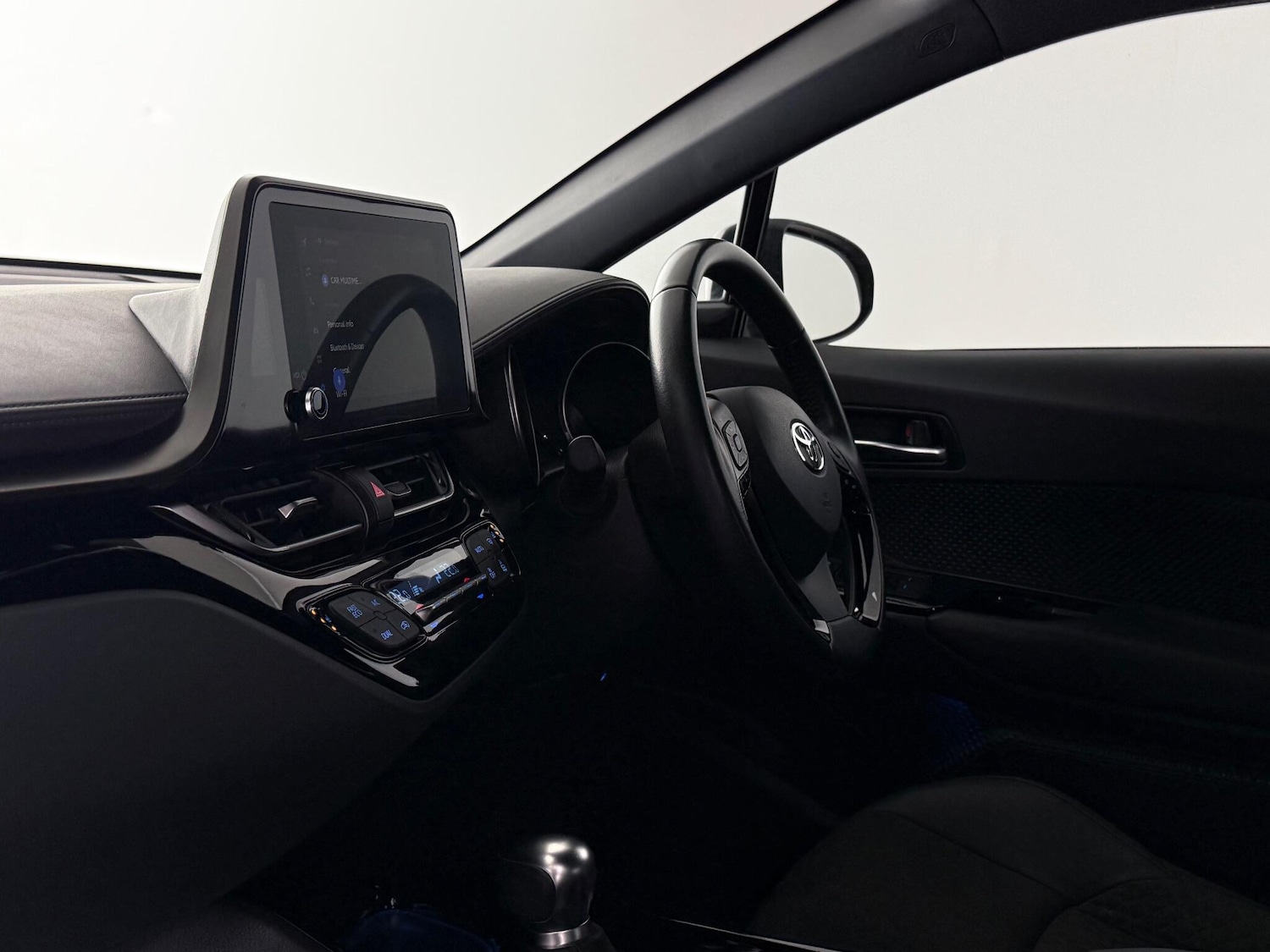 Used Toyota C-HR 2022 for sale - 77246502: Photo 14