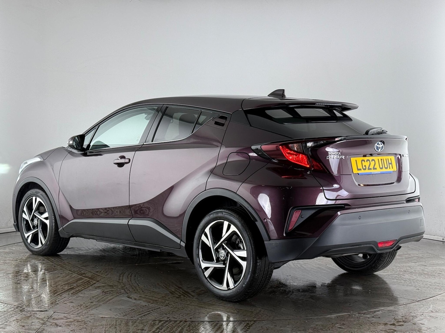 Used Toyota C-HR 2022 for sale - 77246502: Photo 4