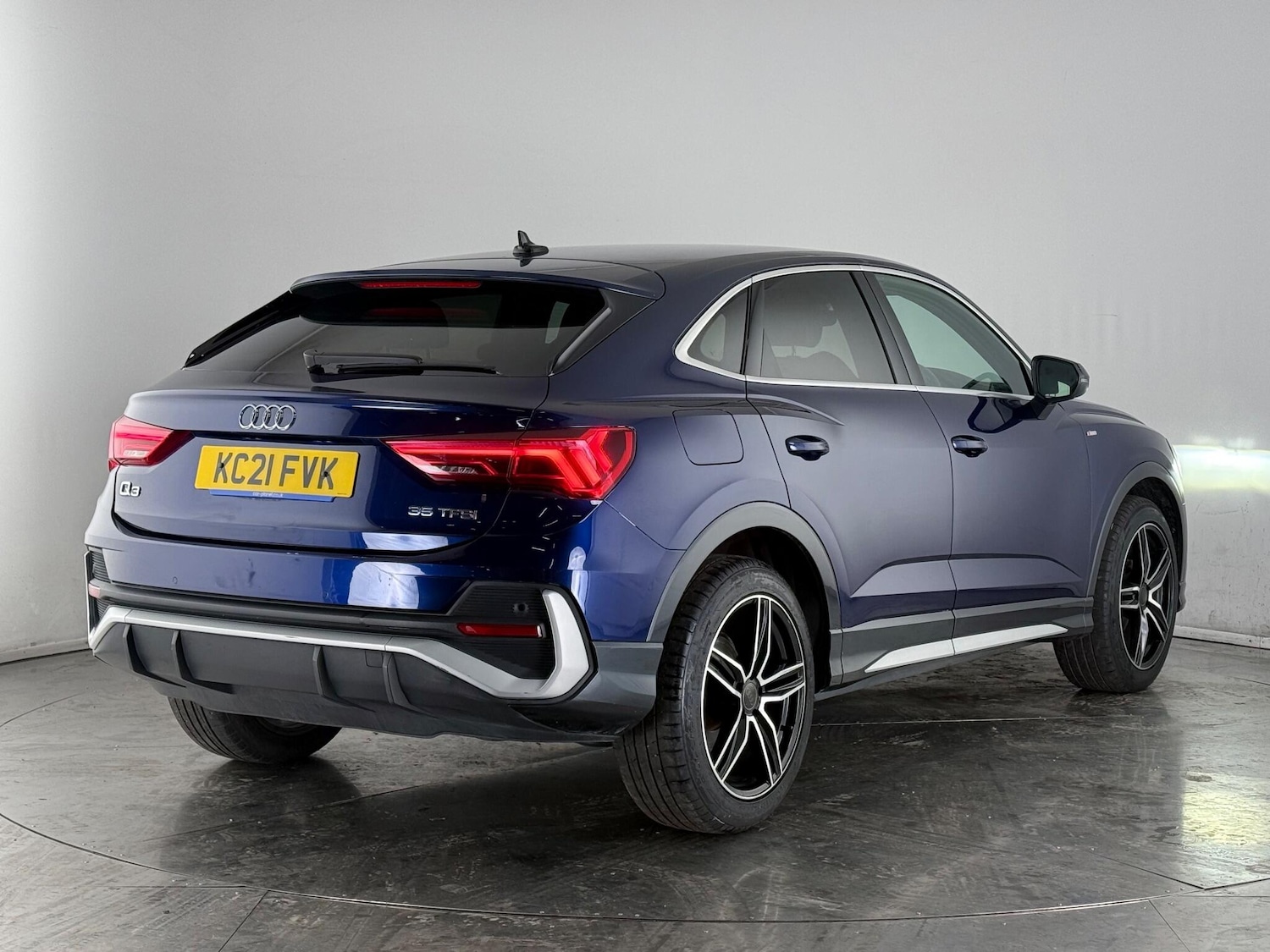 Used Audi Q3 2021 for sale - 77216972: Photo 6