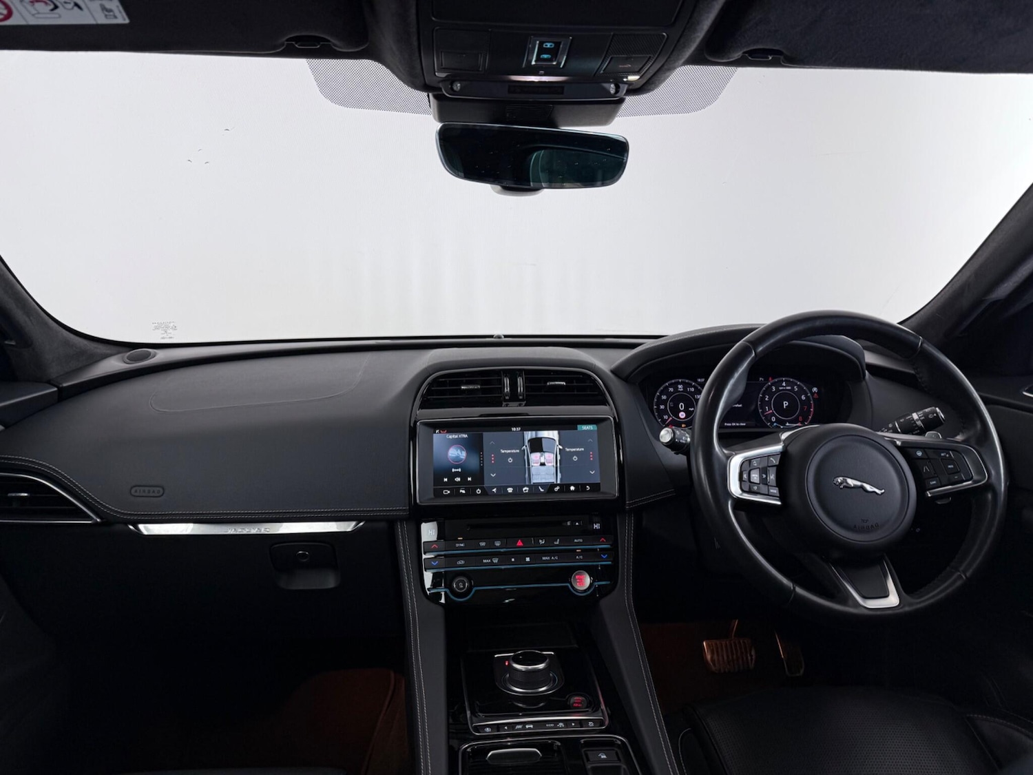 Used Jaguar F-Pace 2020 for sale - 77696912: Photo 12