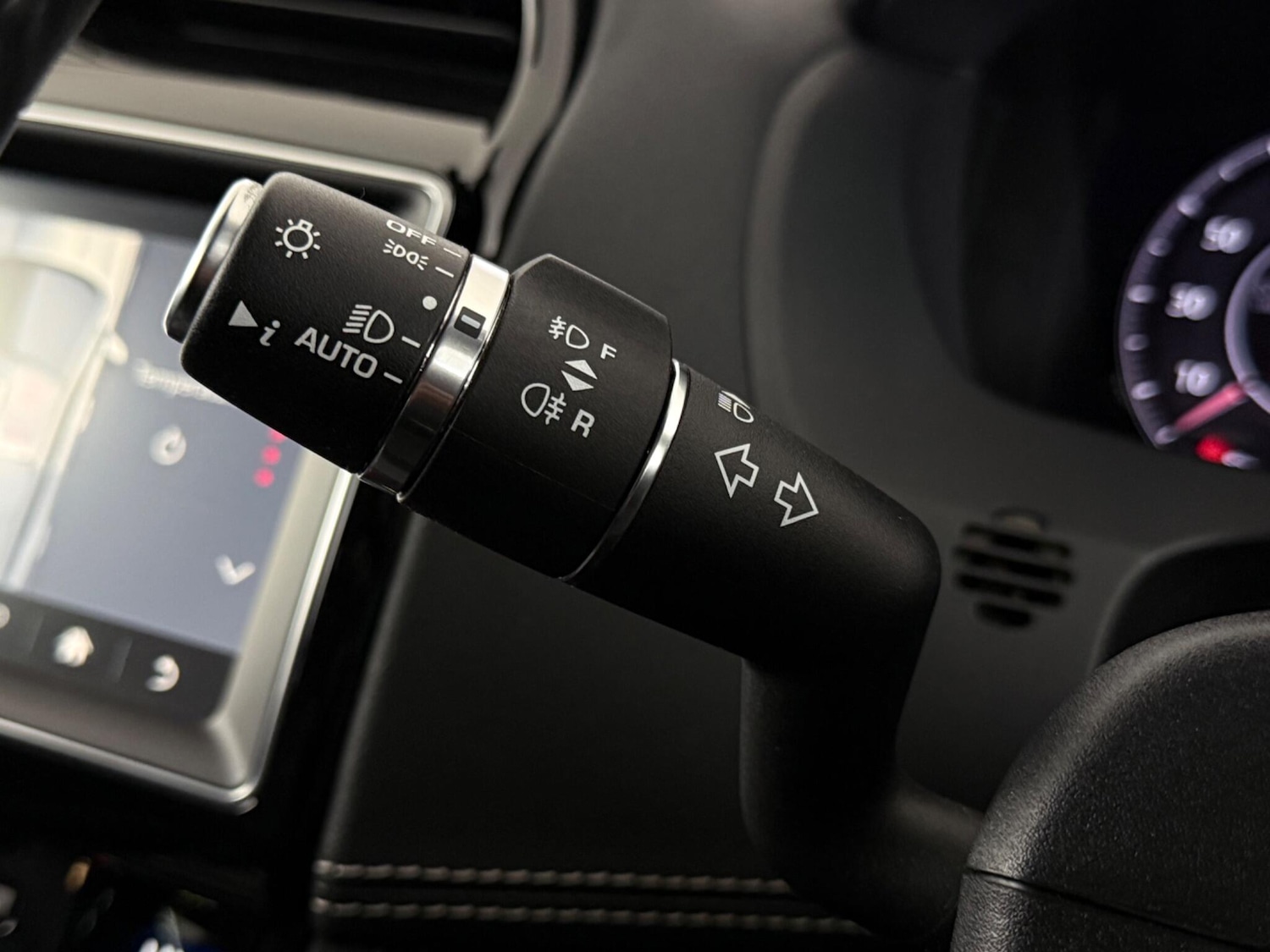 Used Jaguar F-Pace 2020 for sale - 77696912: Photo 16