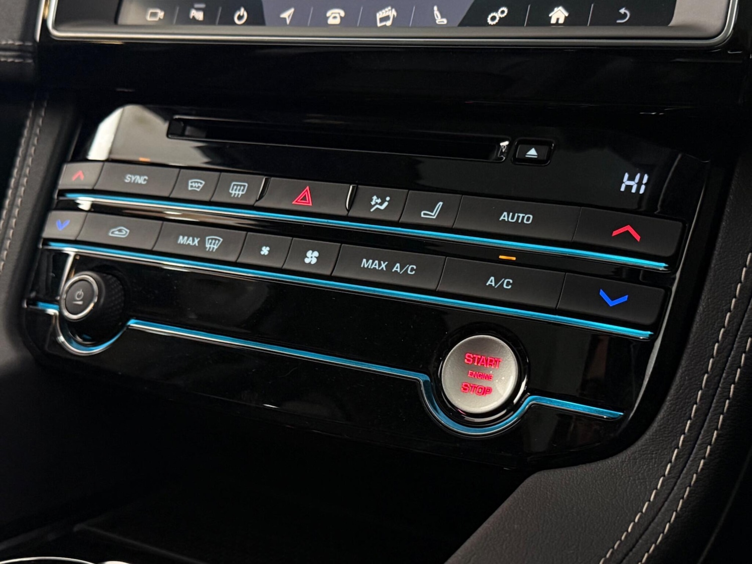 Used Jaguar F-Pace 2020 for sale - 77696912: Photo 27