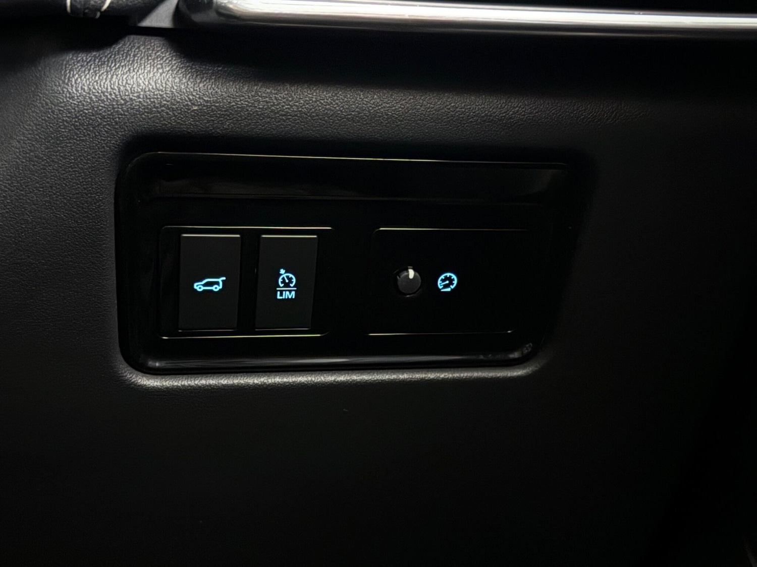 Used Jaguar F-Pace 2020 for sale - 77696912: Photo 30